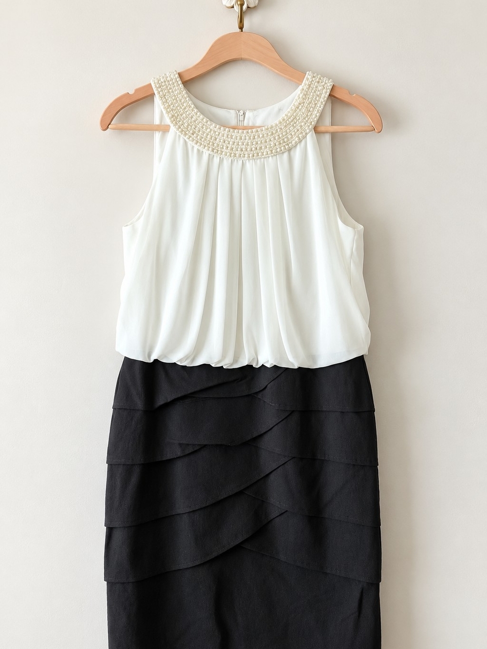 Dressbarn Beaded-Neck Sleeveless Midi Dress - White & Black SZ 14